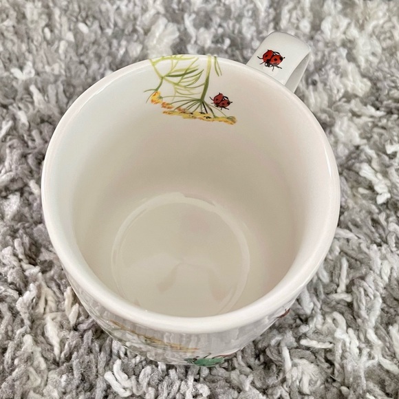 NIB Anthropologie Monarch Monogram Mug (R) - Picture 4 of 6